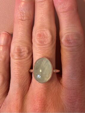 925 Sterling Silver Aquamarine Oval Ring - Light Blue Gemstone. *stone untested
